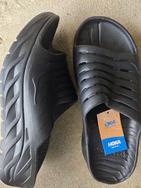 HOKA One One Ora Recovery Black Slide Sandals womens size 10